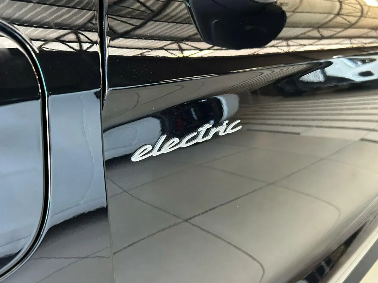 Porsche Taycan - Imagem 19