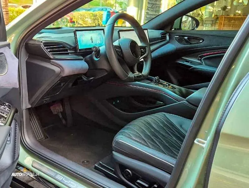 BYD Seal - Imagem 12