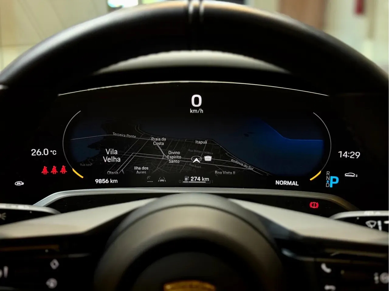 Porsche Taycan - Imagem 17