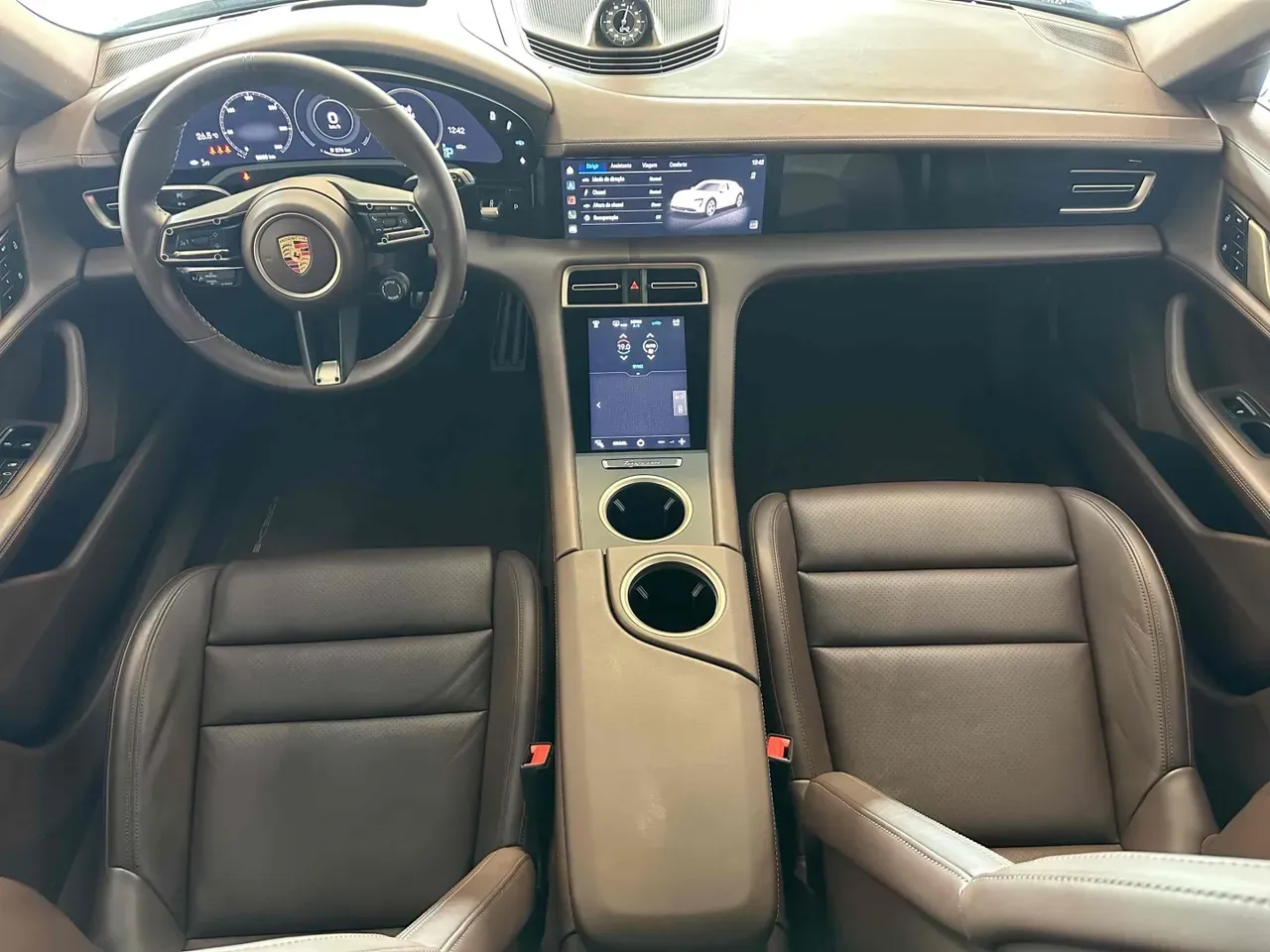 Porsche Taycan - Imagem 9