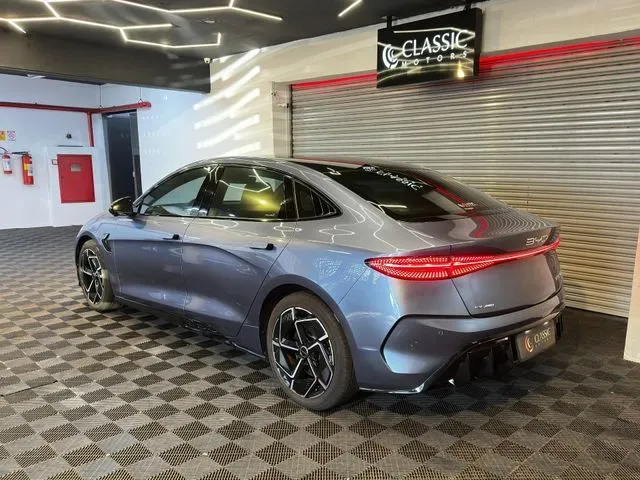 BYD Seal - Imagem 13