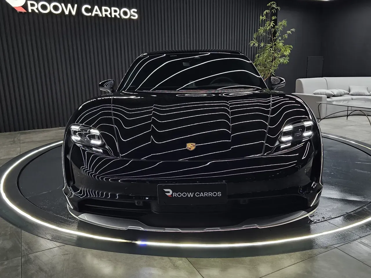 Porsche Taycan - Imagem 2