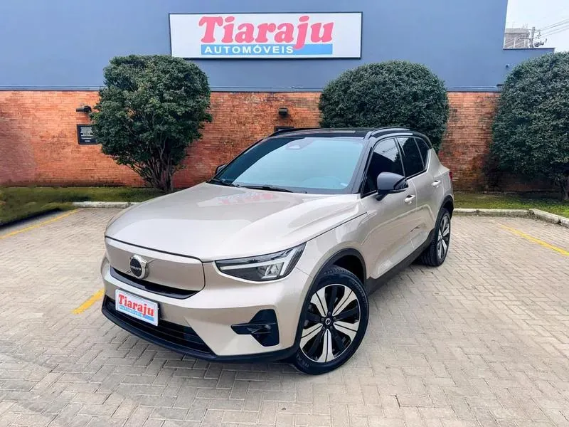 Volvo XC40 - Imagem 2