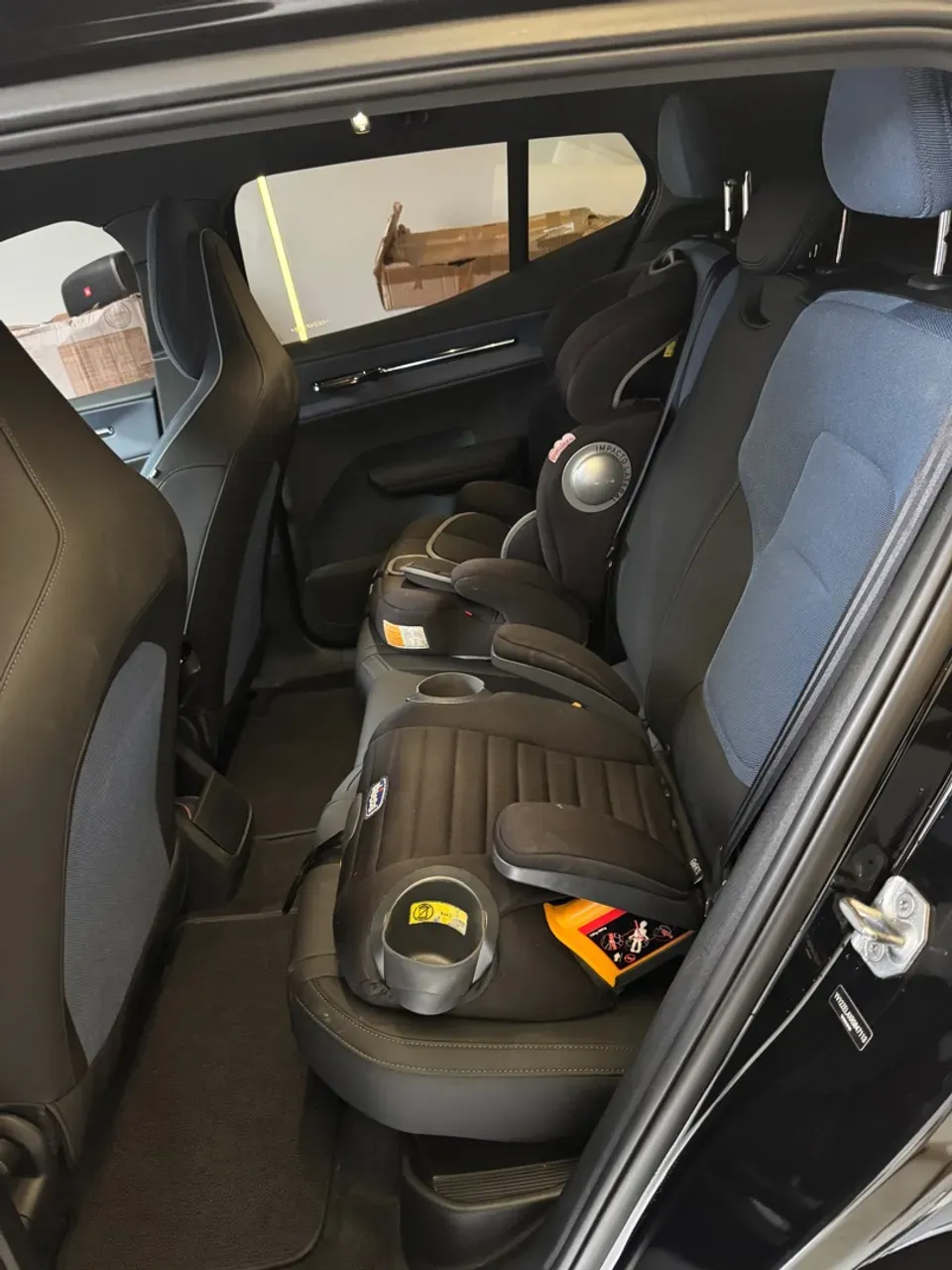 Volvo EX30 - Imagem 9