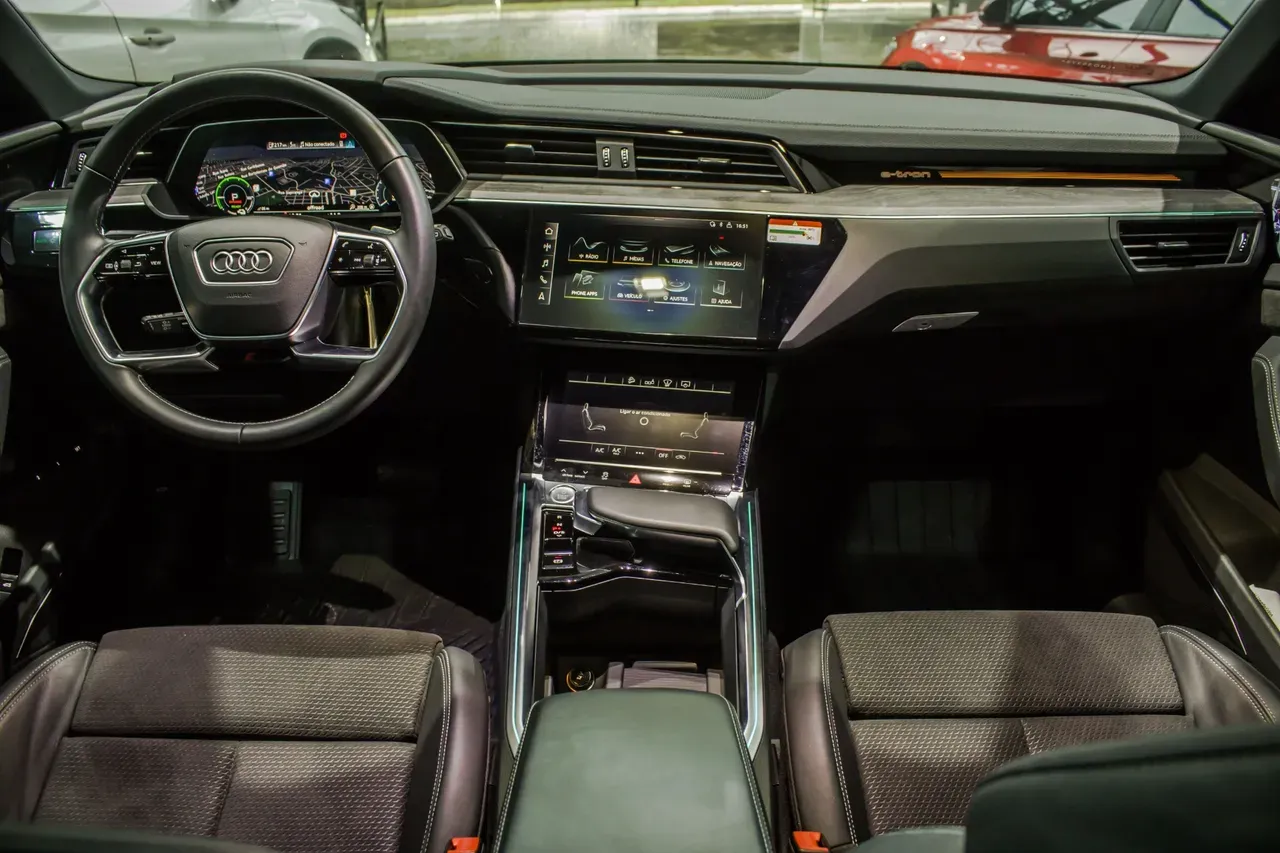 Audi E-tron - Imagem 15
