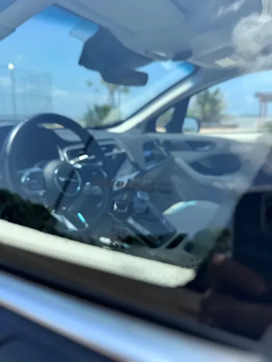 Jaguar I-pace - Imagem 13