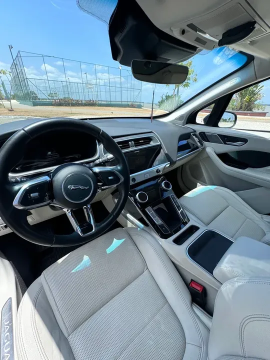 Jaguar I-pace - Imagem 14