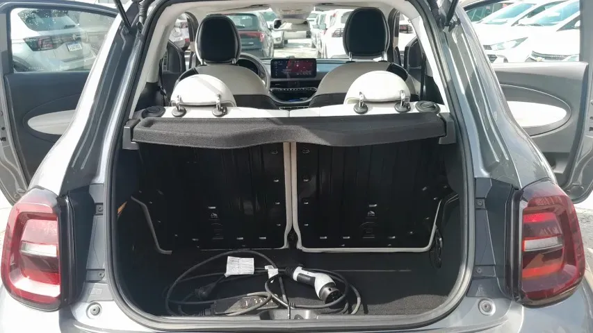 Fiat 500e - Imagem 12