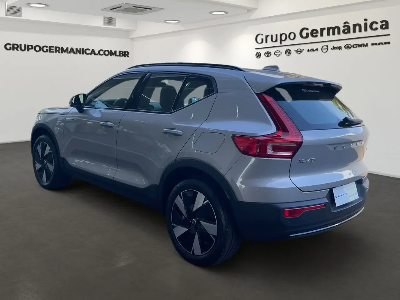 Volvo XC40 Recharge - Imagem 4