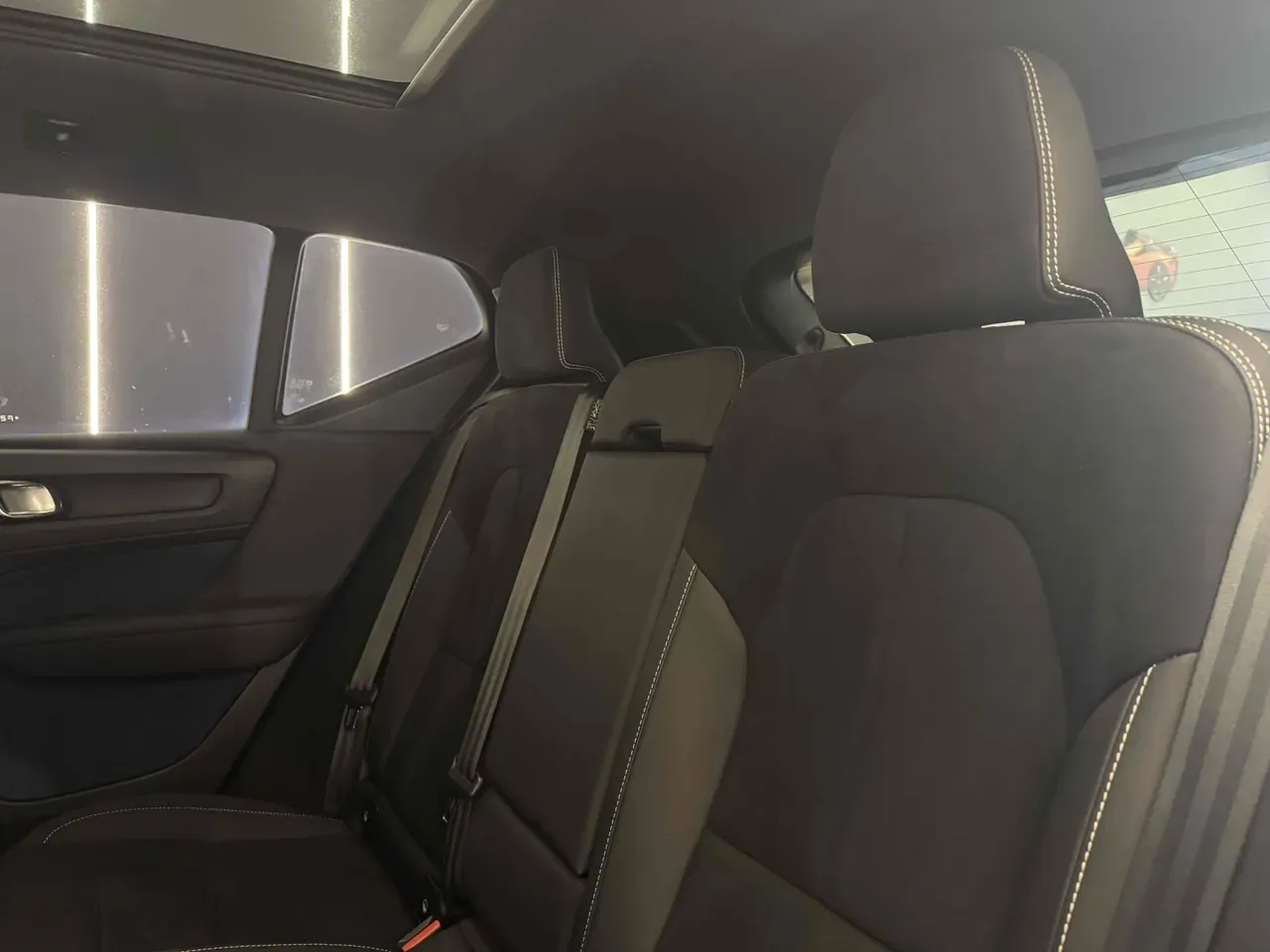 Volvo XC40 Recharge - Imagem 19