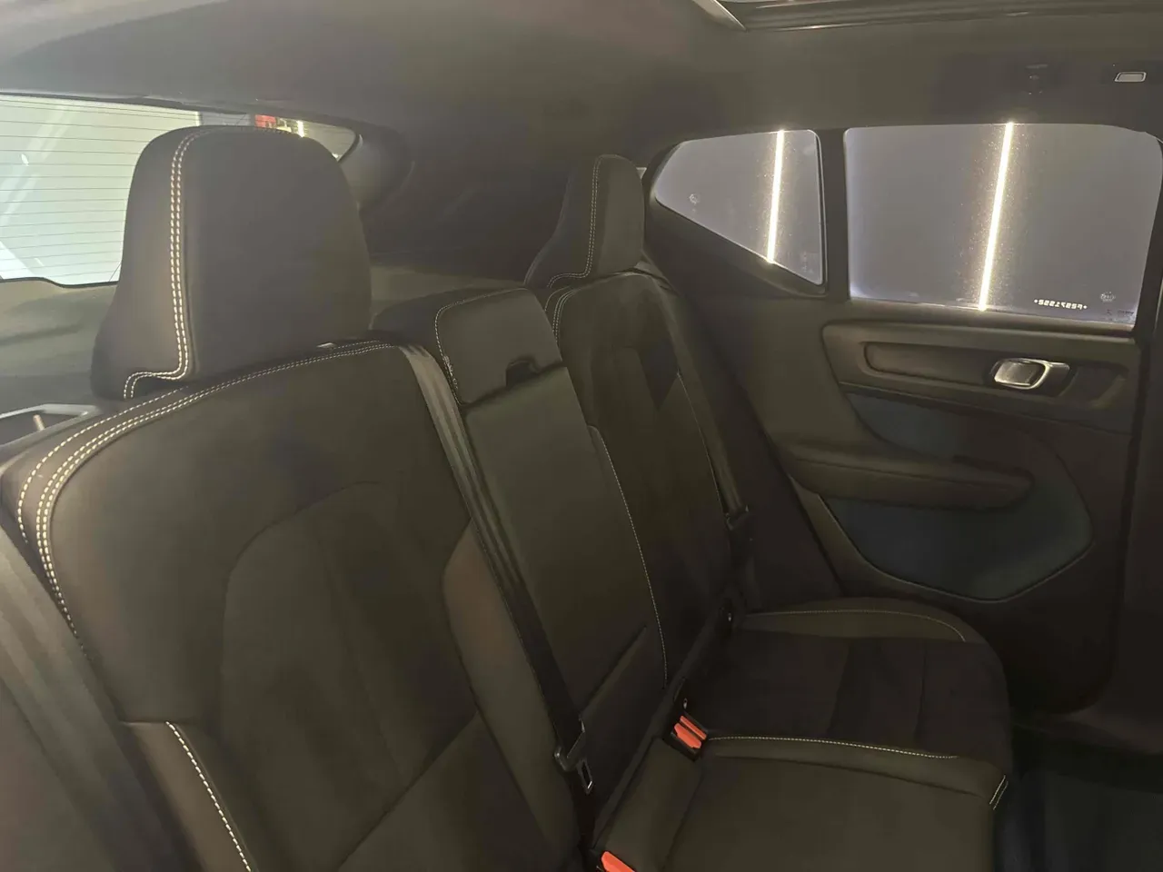 Volvo XC40 Recharge - Imagem 20