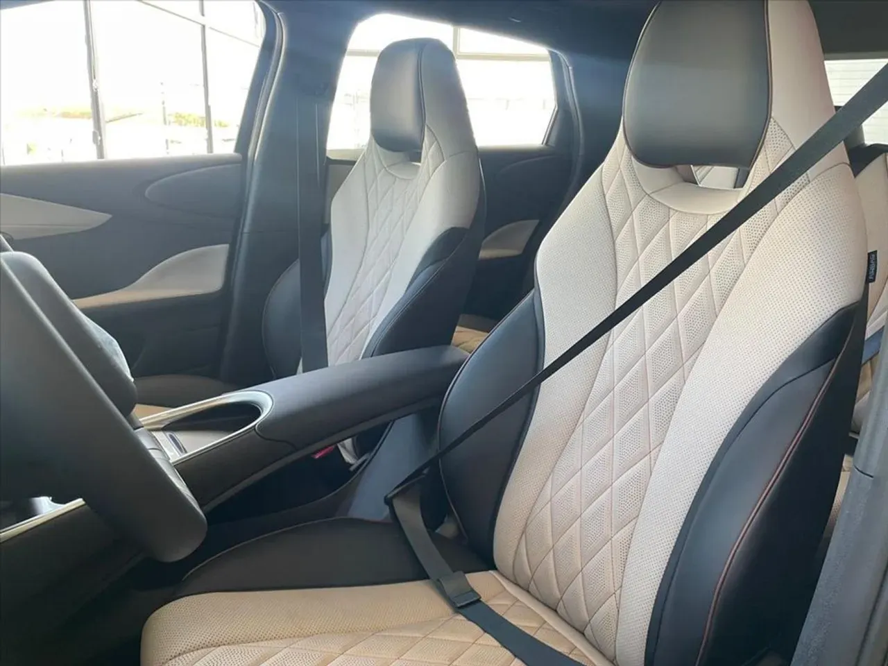 BYD Dolphin - Imagem 10