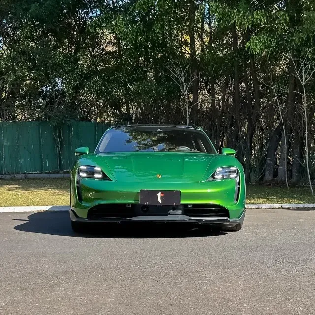 Porsche Taycan - Imagem 2