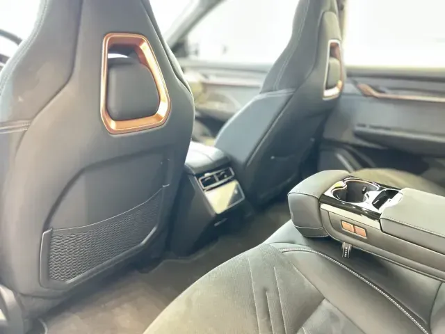 Zeekr 001 - Imagem 9