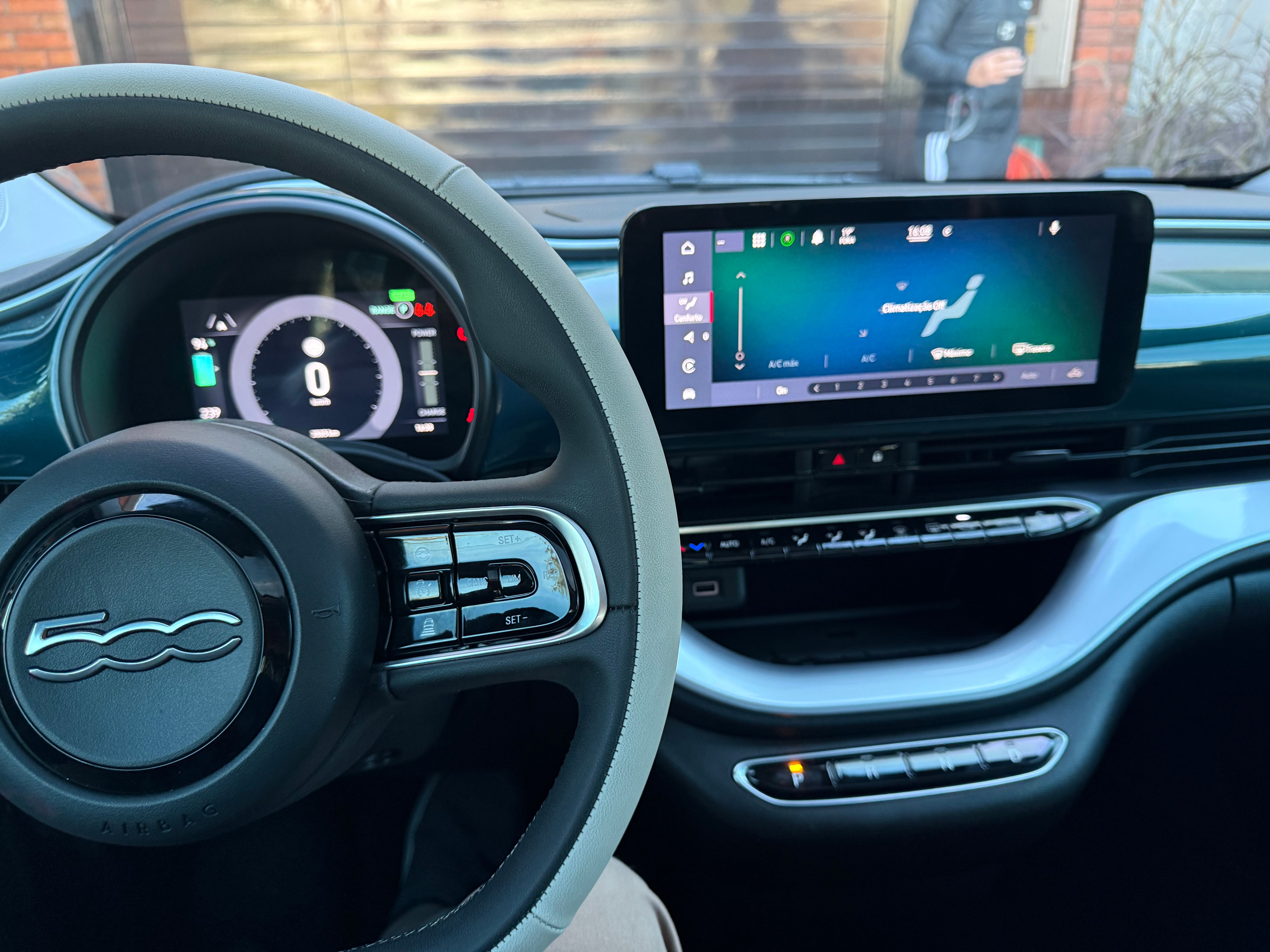 Fiat 500e - Imagem 16