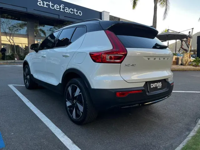 Volvo XC40 Recharge - Imagem 3