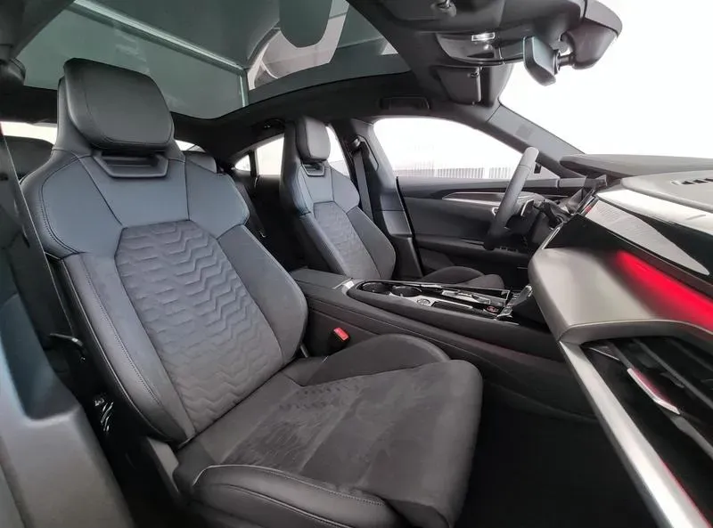 Audi E-tron  GT - Imagem 16