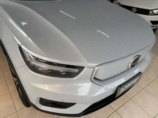 Volvo XC40 Recharge - Imagem 3