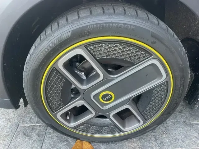 Mini CooperSE - Imagem 4