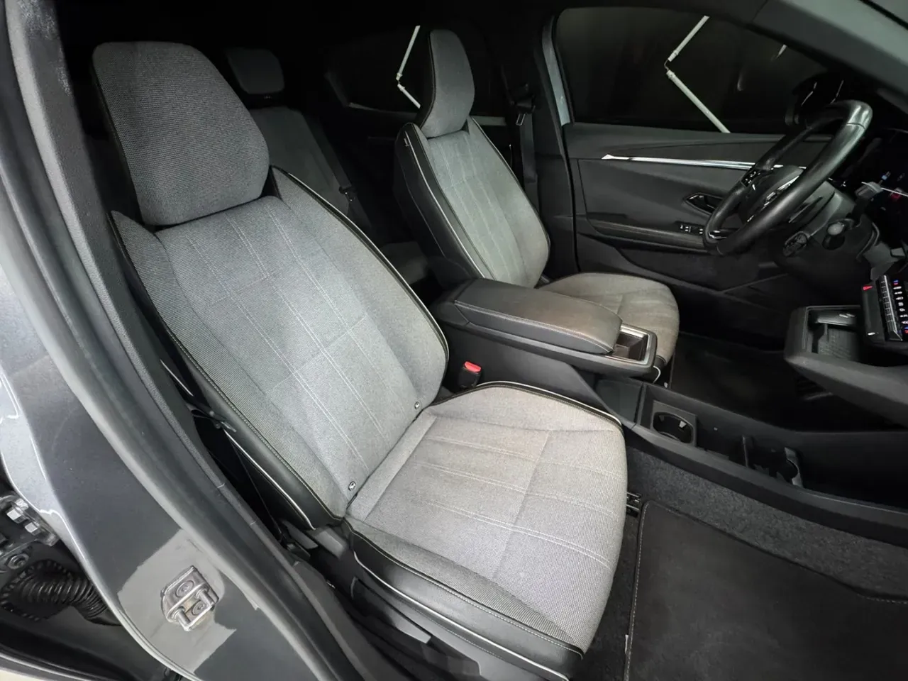 Renault Megane E-tech Electric - Imagem 11