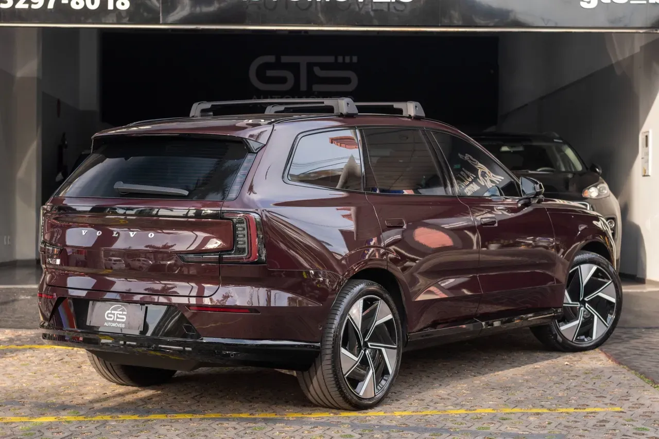 Volvo Ex90 - Imagem 2