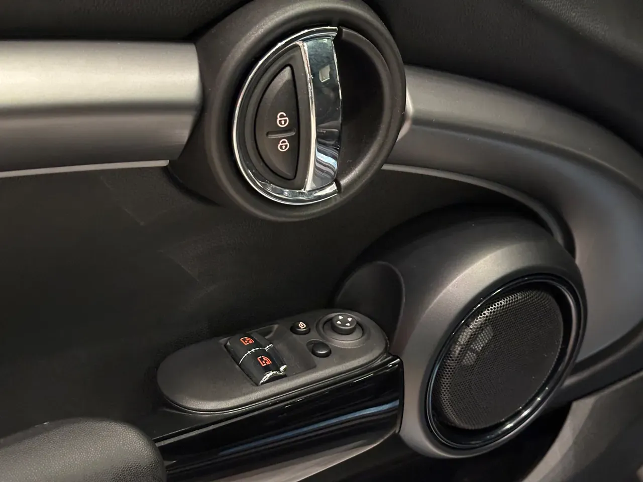 Mini CooperSE - Imagem 16