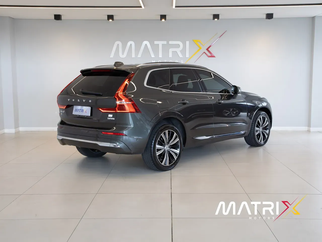 Volvo Xc60 Recharge Plug-in Hybrid - Imagem 2