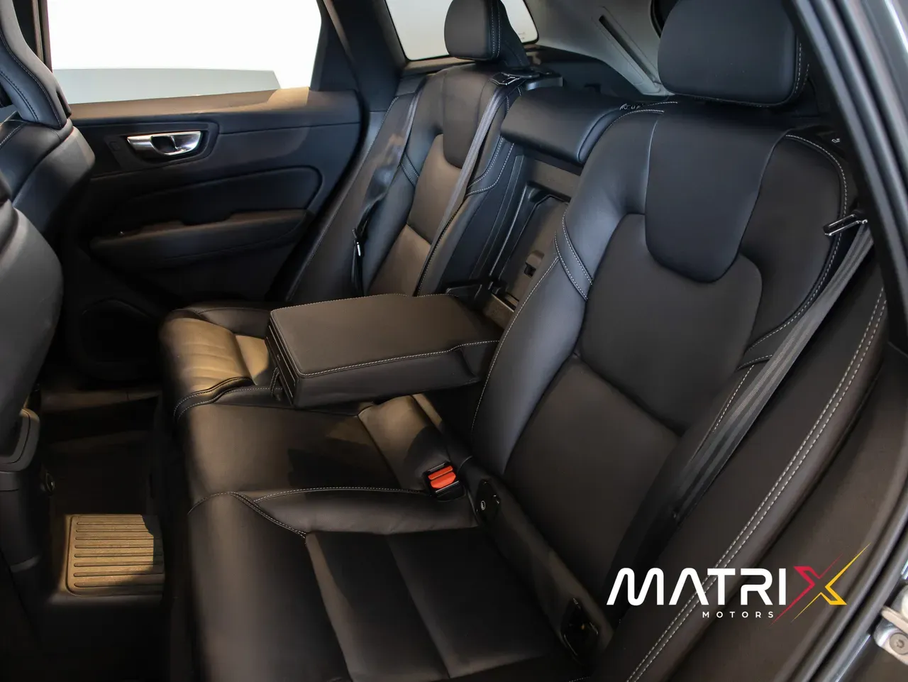 Volvo Xc60 Recharge Plug-in Hybrid - Imagem 20