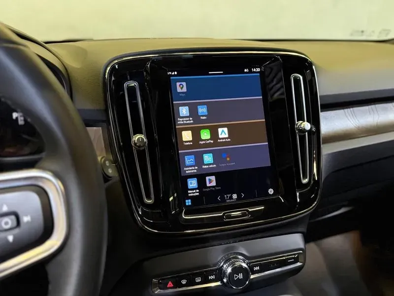 Volvo XC40 Recharge - Imagem 14