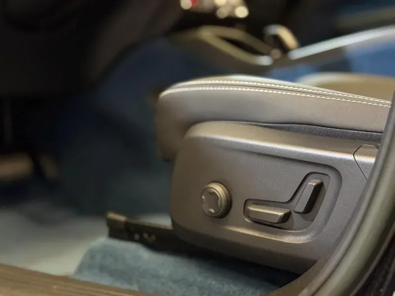 Volvo XC40 Recharge - Imagem 20