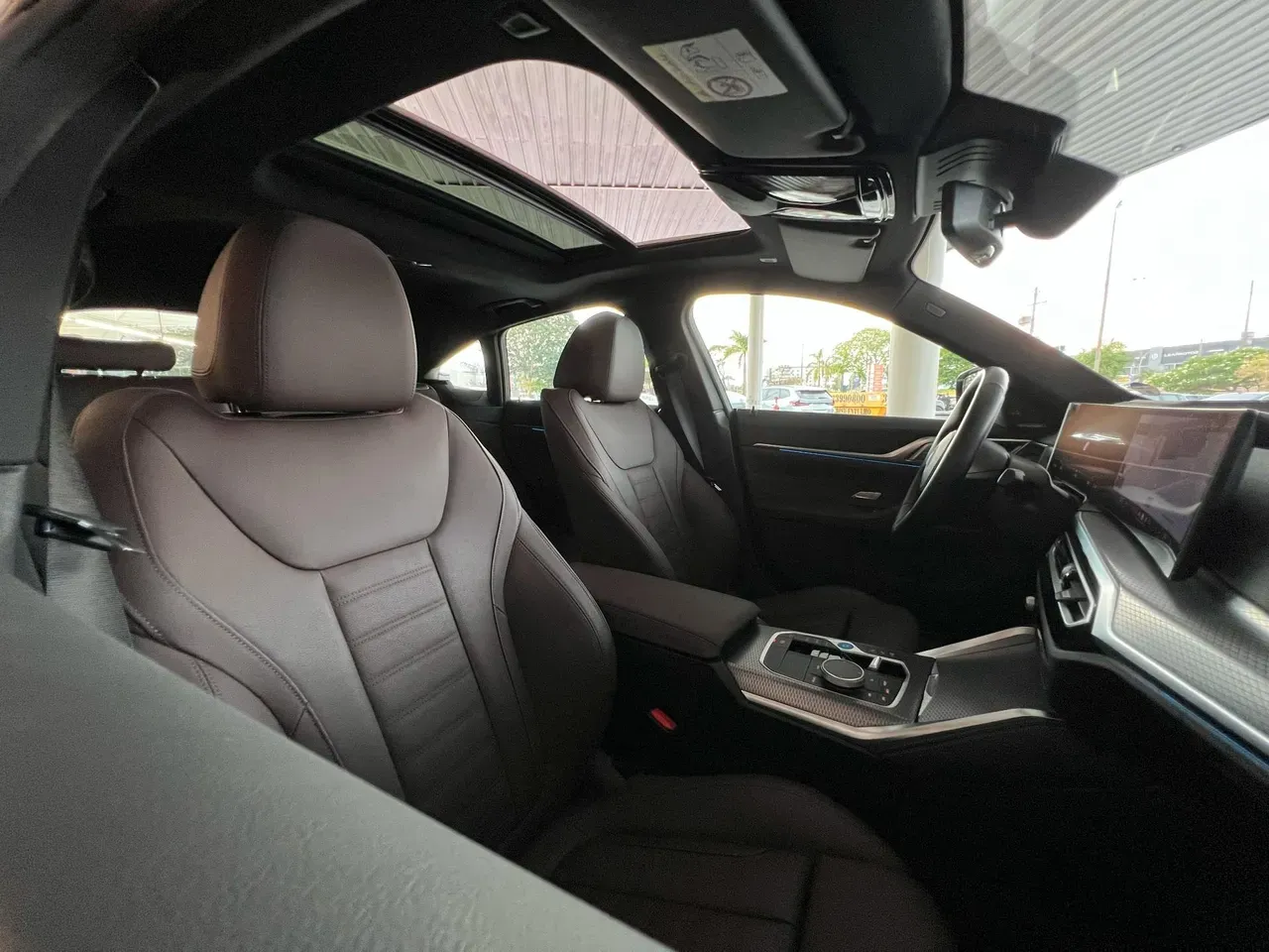 BMW I4 Edrive40 - Imagem 10