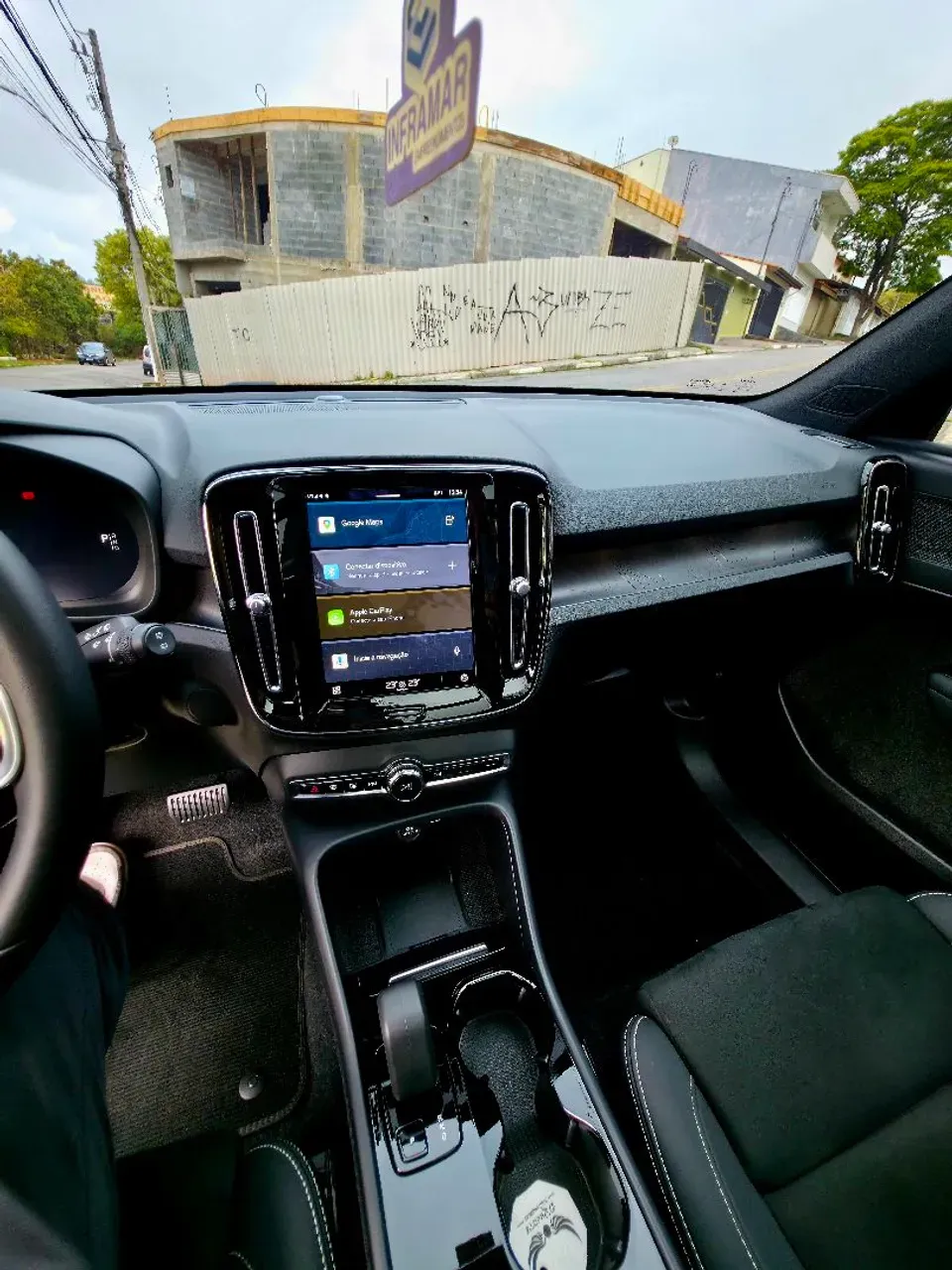 Volvo XC40 Recharge - Imagem 16