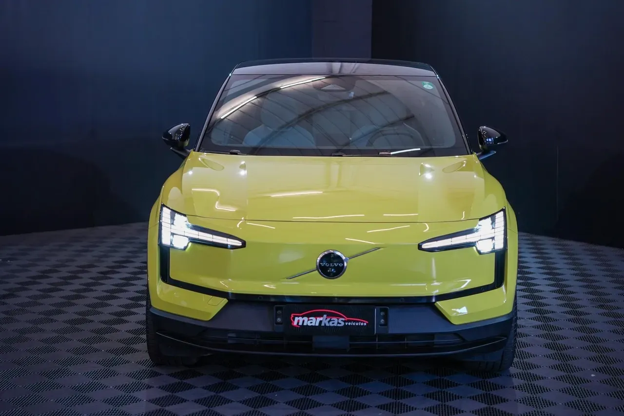 Volvo EX30 - Imagem 2