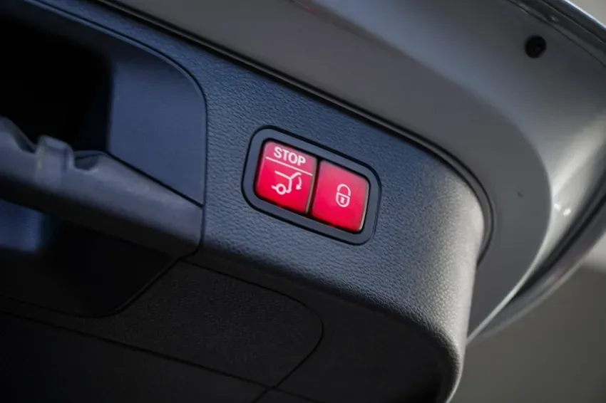 Mercedes Eqc 400 - Imagem 13