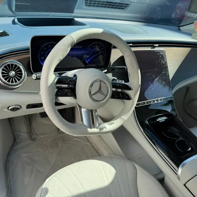 Mercedes Eqe 300 - Imagem 6