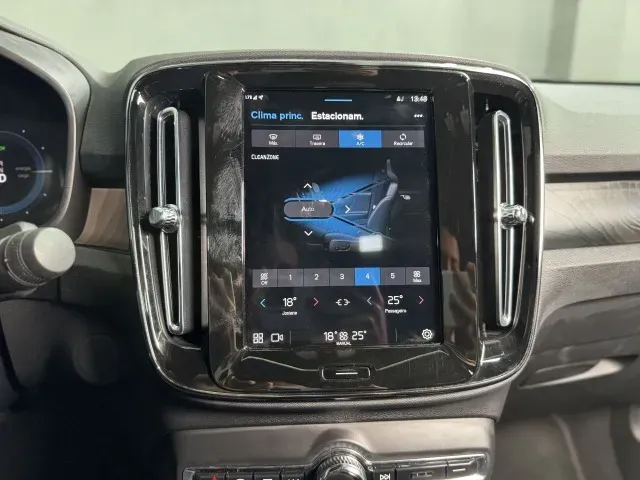 Volvo C40 Recharge - Imagem 14