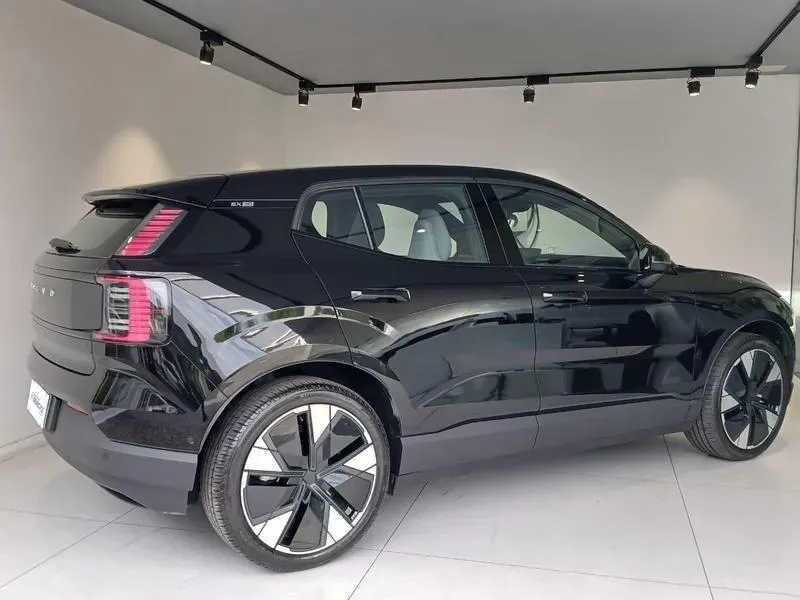 Volvo EX30 - Imagem 7
