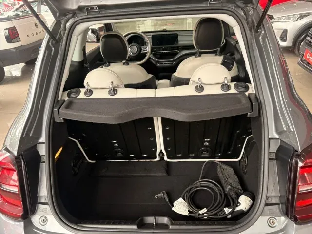 Fiat 500e - Imagem 9