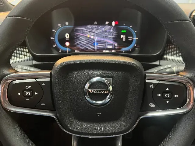 Volvo XC40 Recharge - Imagem 17