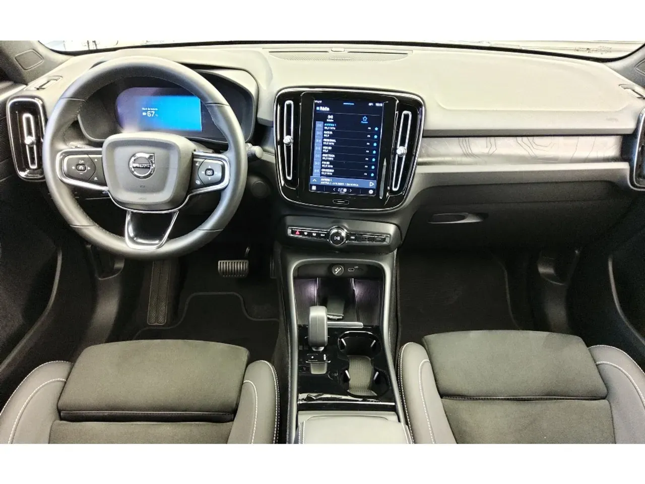 Volvo C40 Recharge - Imagem 4