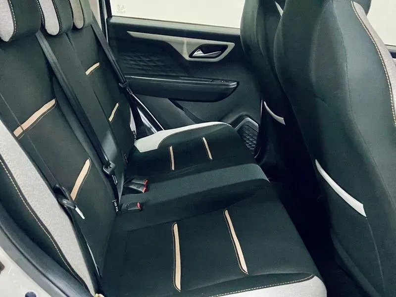 JAC E-JS1 - Imagem 10