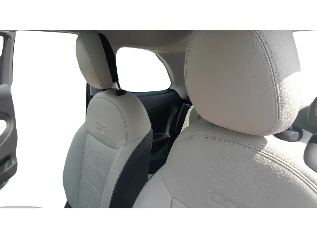 Fiat 500e - Imagem 11