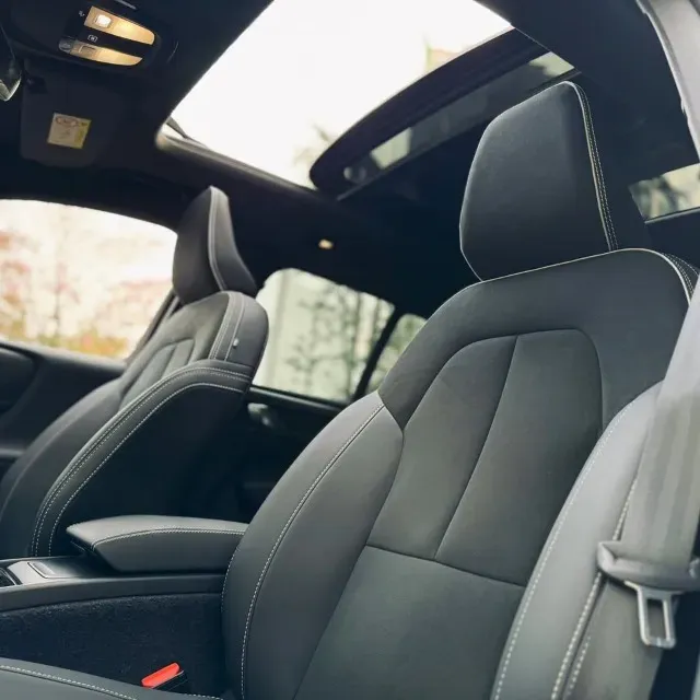 Volvo XC40 Recharge - Imagem 6