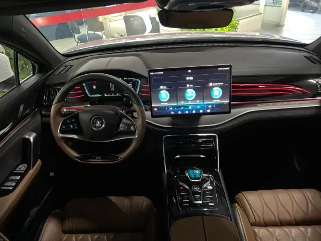 BYD Tang - Imagem 10