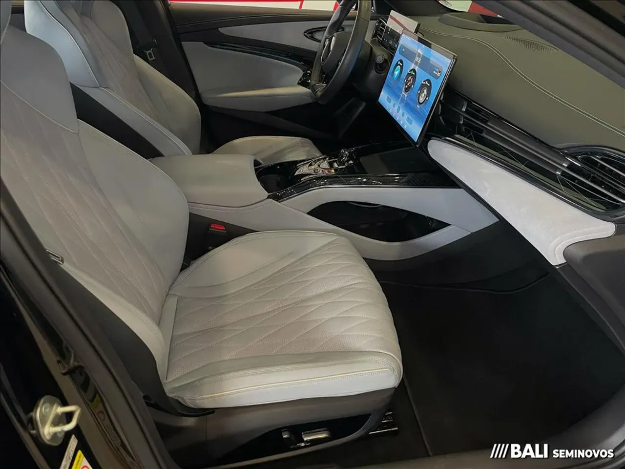BYD Seal - Imagem 13