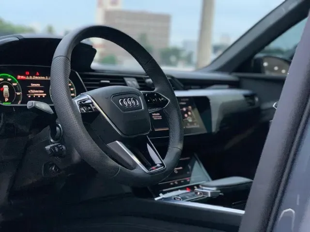 Audi Q8 E-tron - Imagem 4