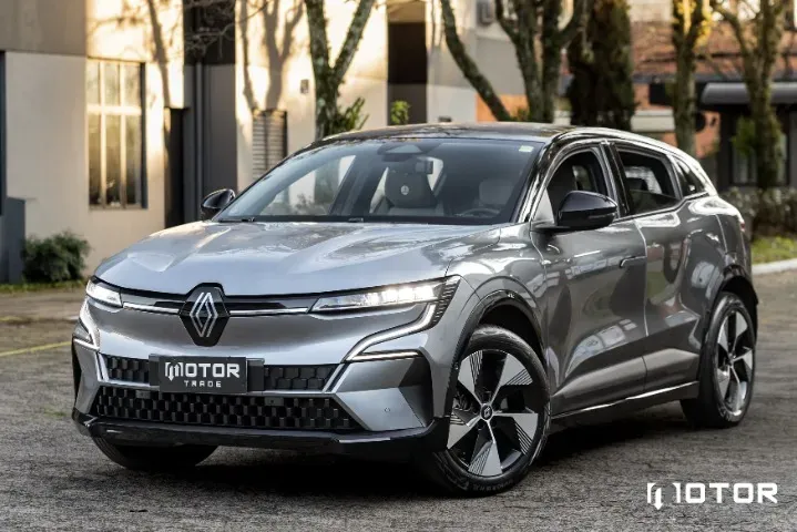 Renault Megane E-tech Electric - Imagem 2