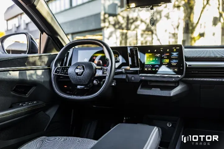 Renault Megane E-tech Electric - Imagem 18