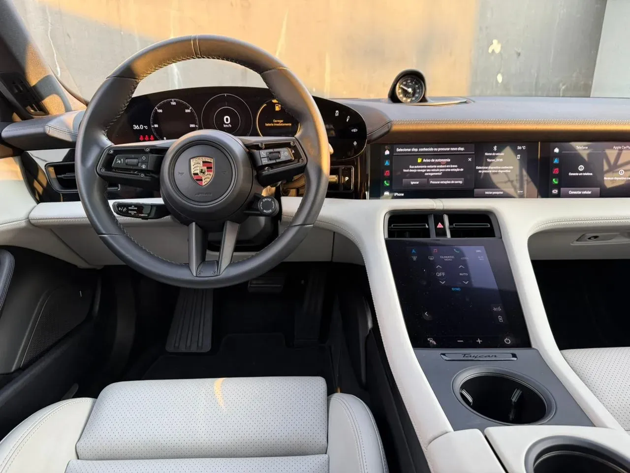 Porsche Taycan - Imagem 12