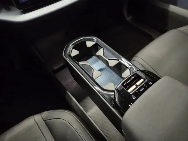 Volvo EX30 - Imagem 11